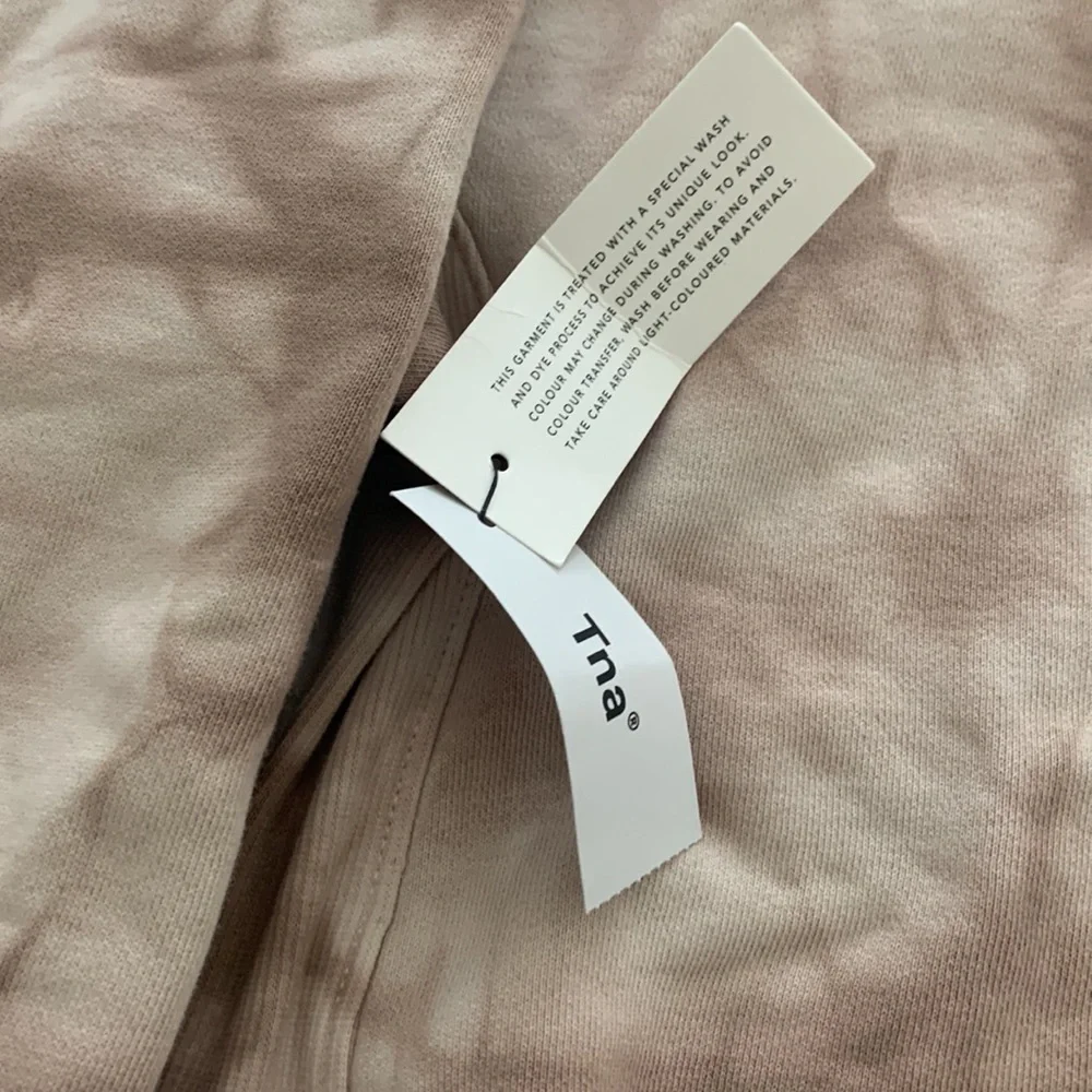 Aritzia oversized boyfriend hoodie size 2 - Picture 2 of 3